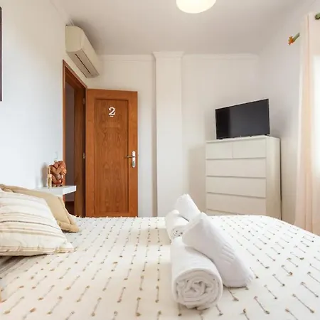 Blife Rya Private Rooms - Airport Stay Faro Exterior photo
