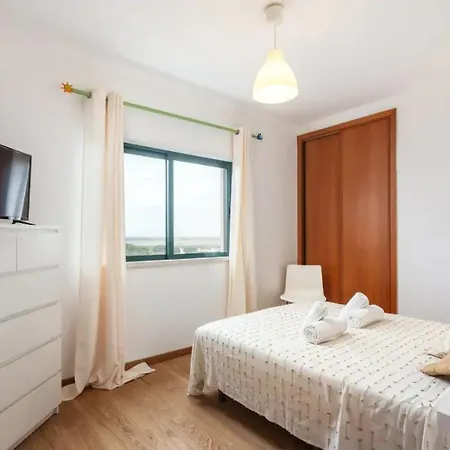 Blife Rya Private Rooms - Airport Stay Faro Exterior photo