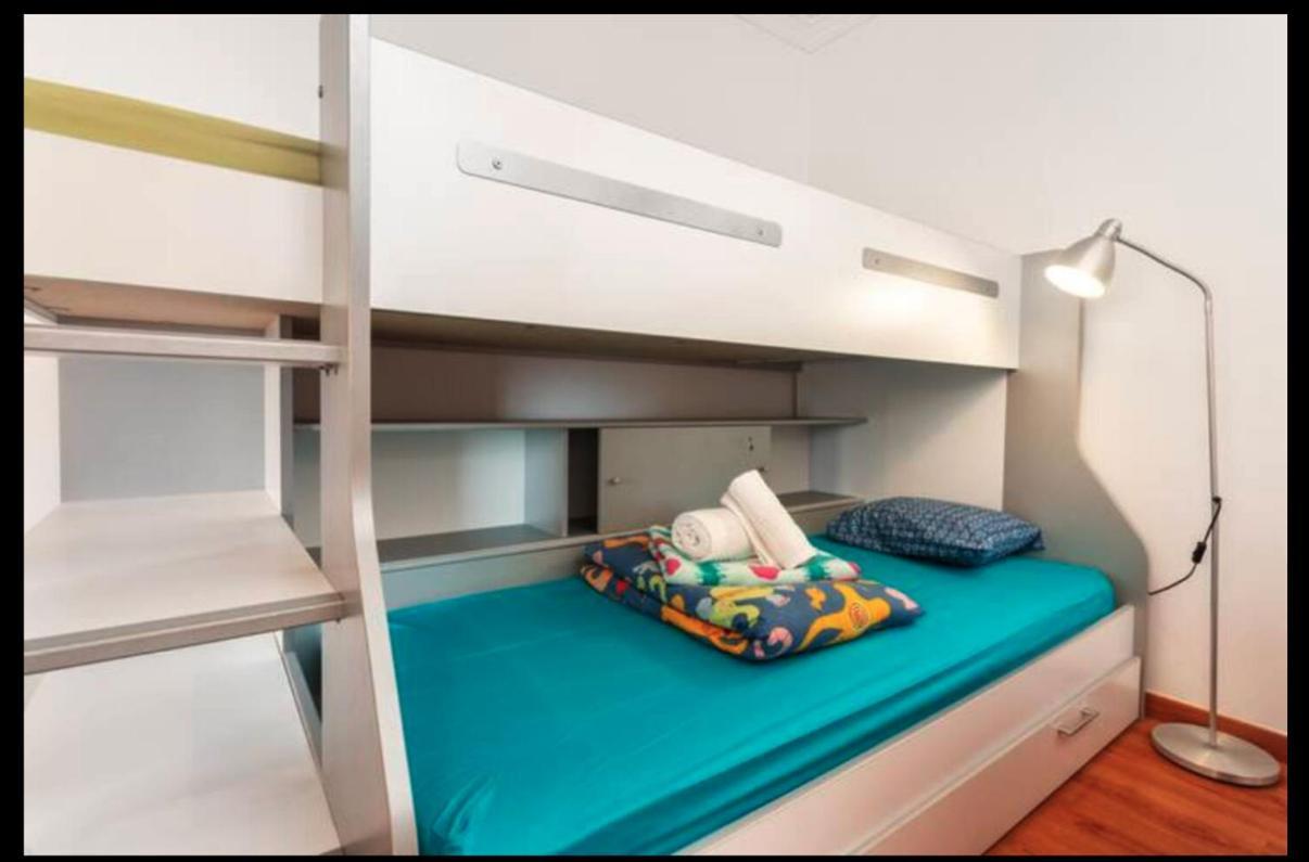 Blife Rya Private - Airport District de Faro